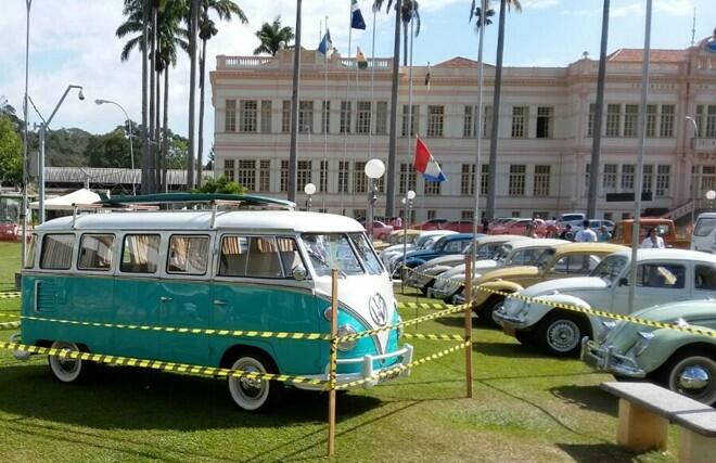 frente ao histórico Edifício Arthur Bernardes