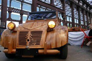Citroen 2CV de madeira