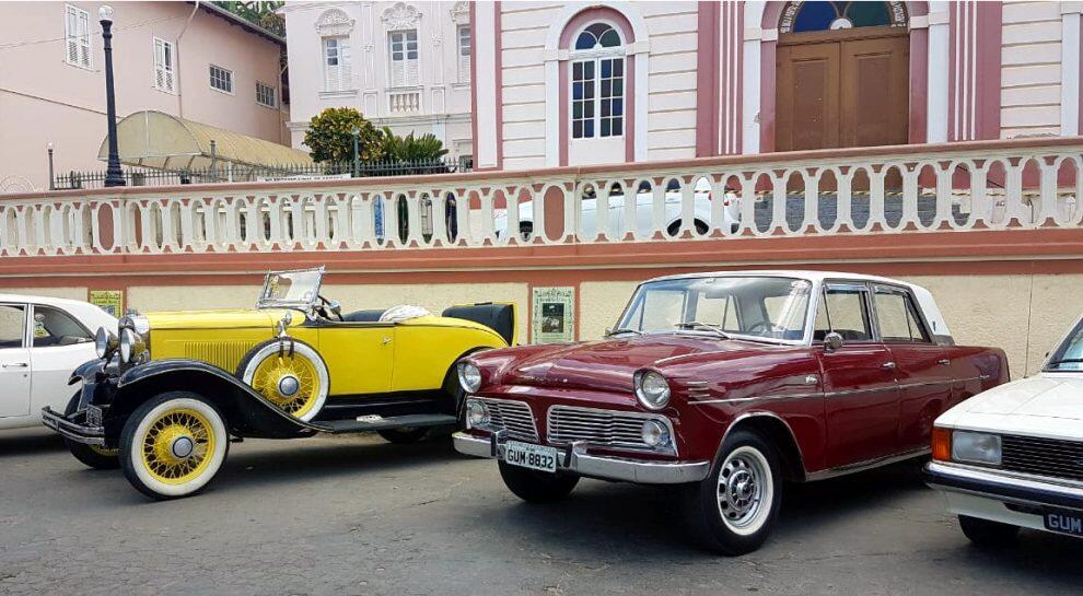 Encontro de Carros Antigos de Miraí