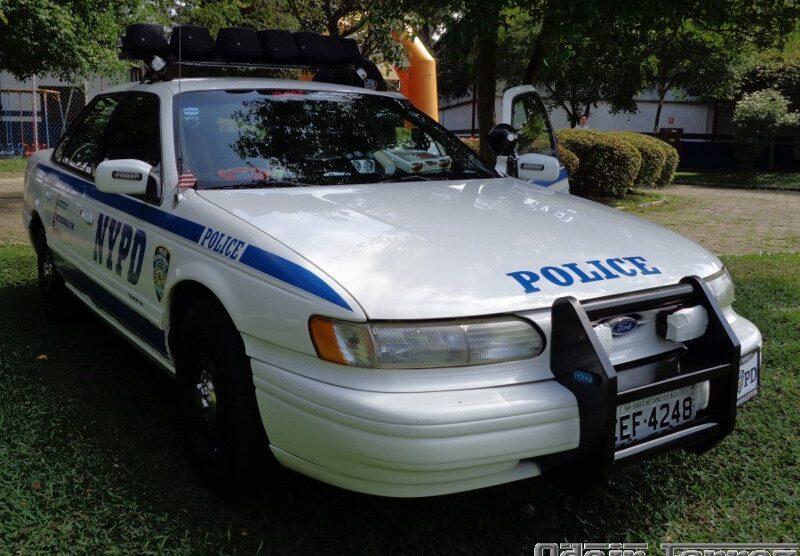 Ford Taurus 1995 - Encontro de Carros Antigos ABR COFAP