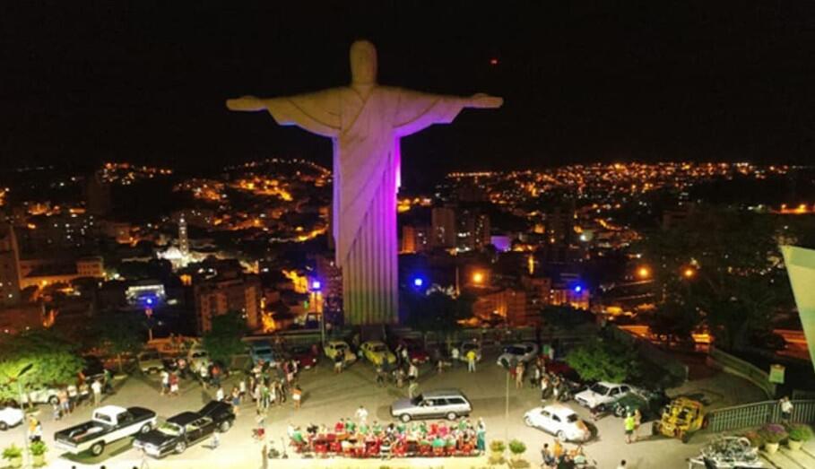 Reunião Noturna do Rio Minas Clube de Veículos Antigos - Núcleo de Muriaé, MG