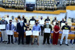 Clubes de carros antigos são homenageados na Câmara Municipal de Goiânia