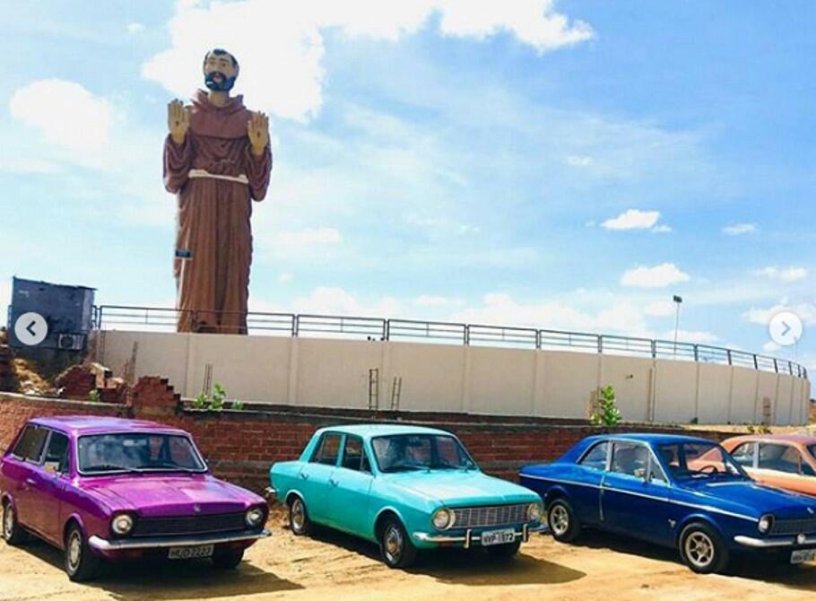 Clube do Corcel de Fortaleza realiza passeio em Canindé