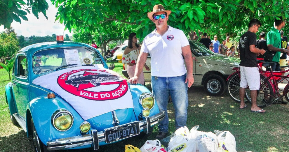 Clube de Carros Antigos promove ação solidária em Ipatinga