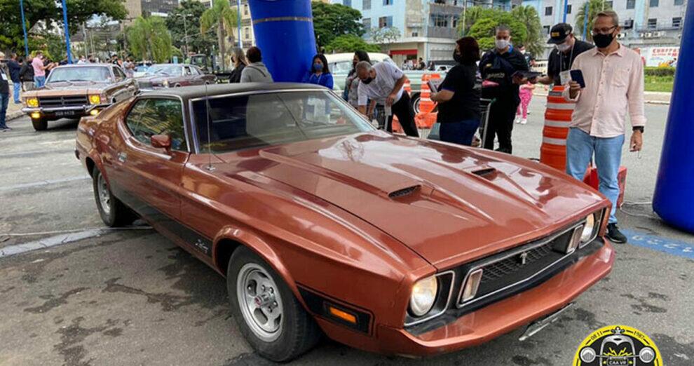 Drive Thru Solidário contra a fome com o CAAVR e SMAC da Prefeitura de Volta Redonda