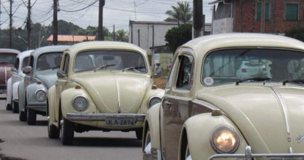 Passeata em comemoração ao Dia Mundial do Fusca