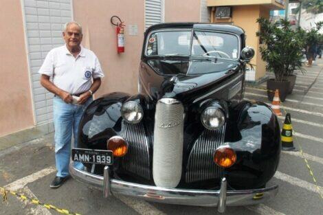 Exposição Carros Antigos CADEG