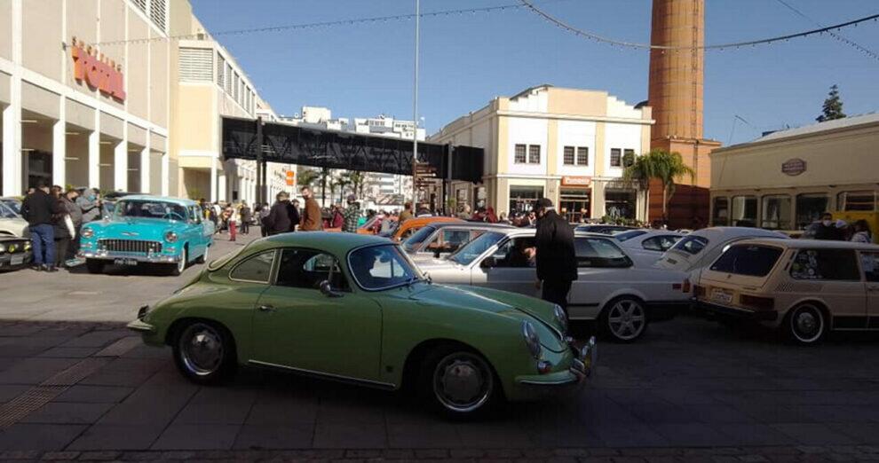 Encontro Veteran Car Clube Porto Alegre no Shopping Total