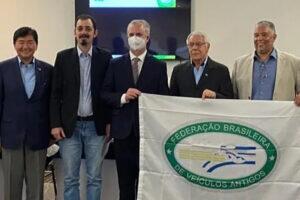 Cerimônia de filiação à FBVA do Maringá Auto Clube