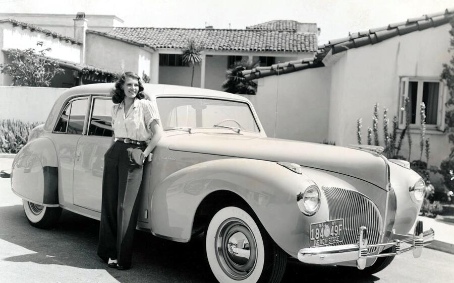 Lincoln Continental Rita Hayworth