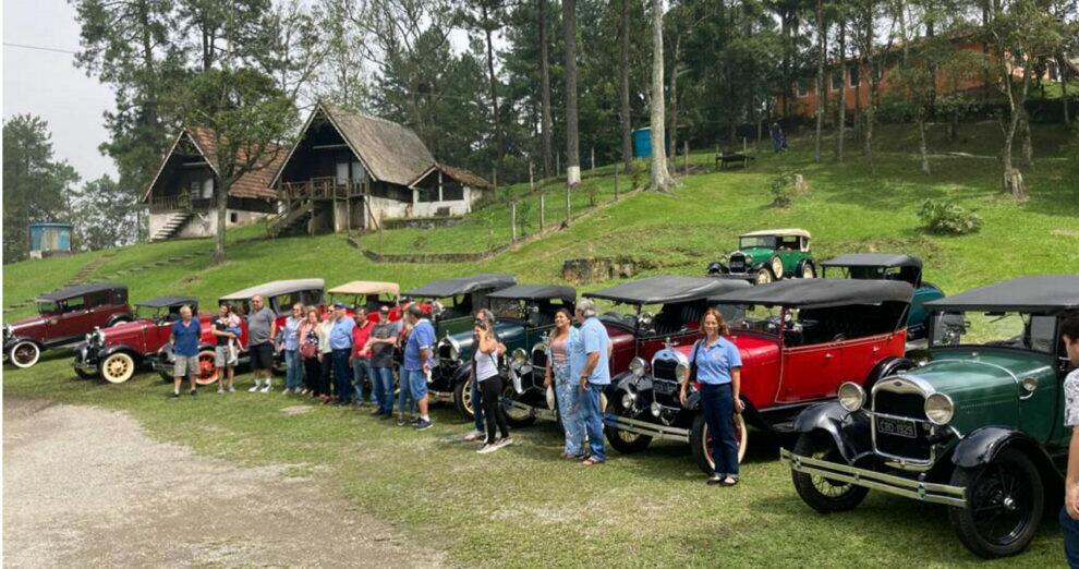 Passeio do Clube do Fordinho ao Rancho Comanche