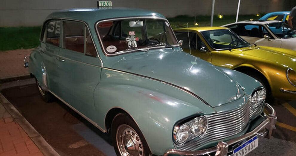 Evento celebrou o dia do automóvel