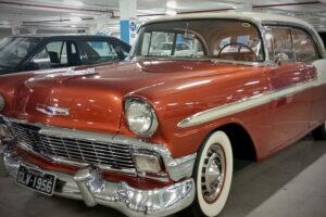 Encontro Quinzenal de carros antigos da Família Vintage