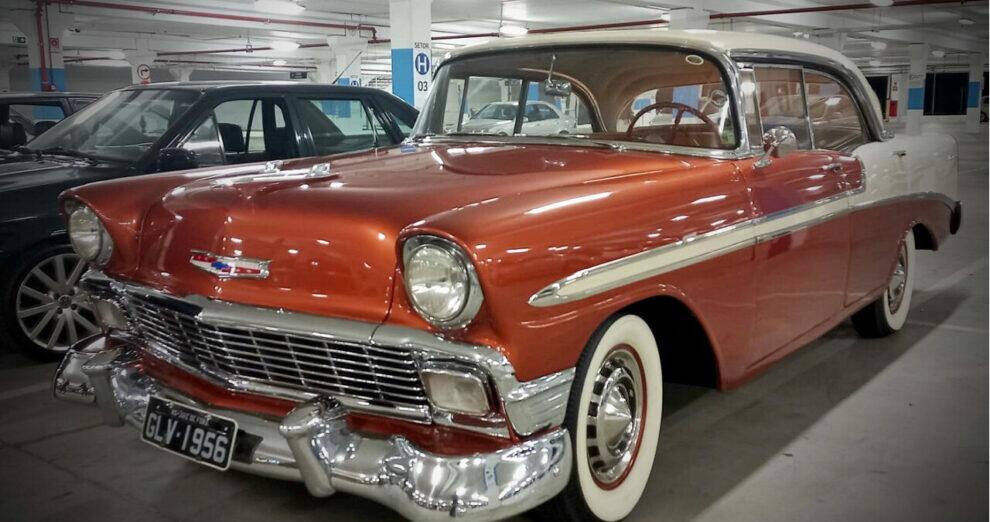 Encontro Quinzenal de carros antigos da Família Vintage