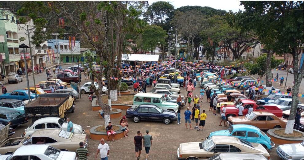 7ª Exposição de Carros Antigos de Alvinópolis