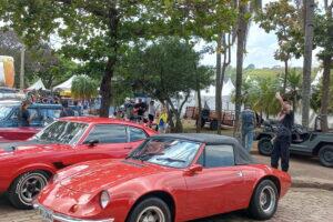 Encontro Anual de Carros Antigos e Motos em Campinas