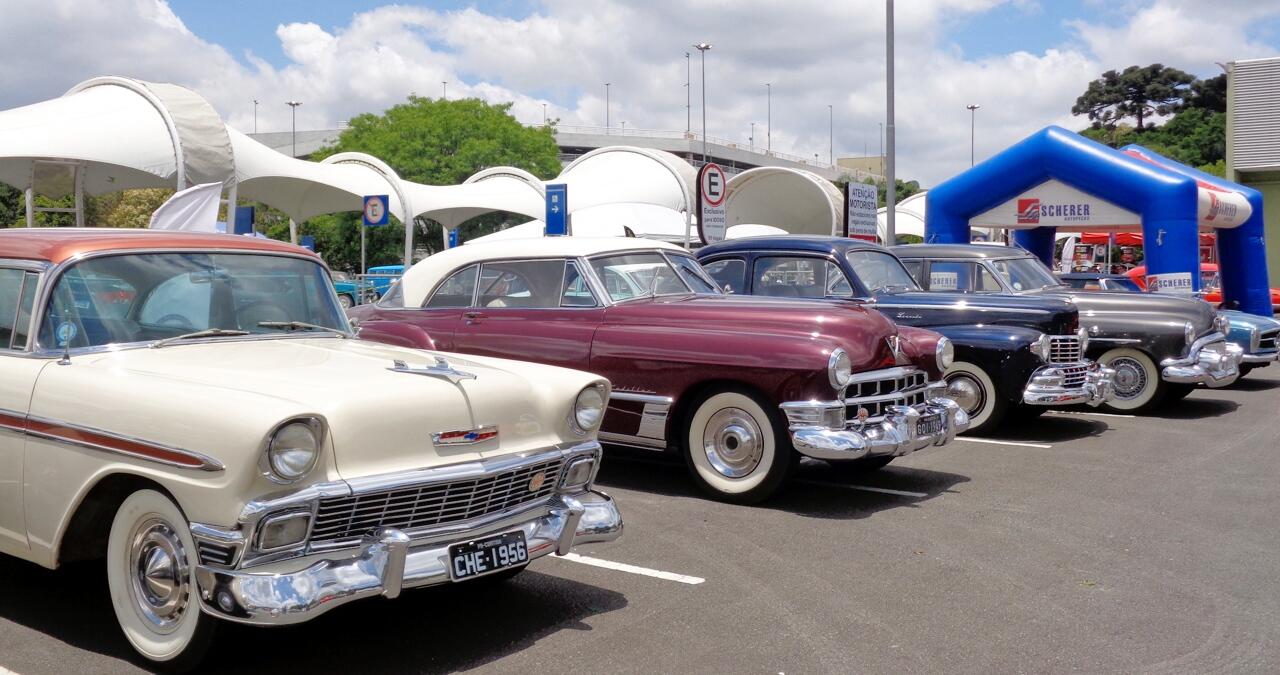 Curitiba terá festival de carros antigos com show