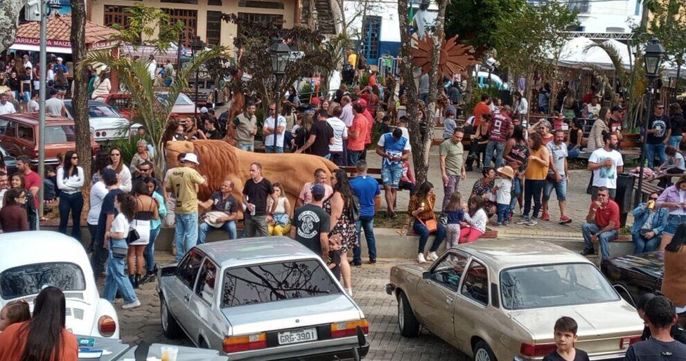 4º Encontro de Antigomobilistas de Prados