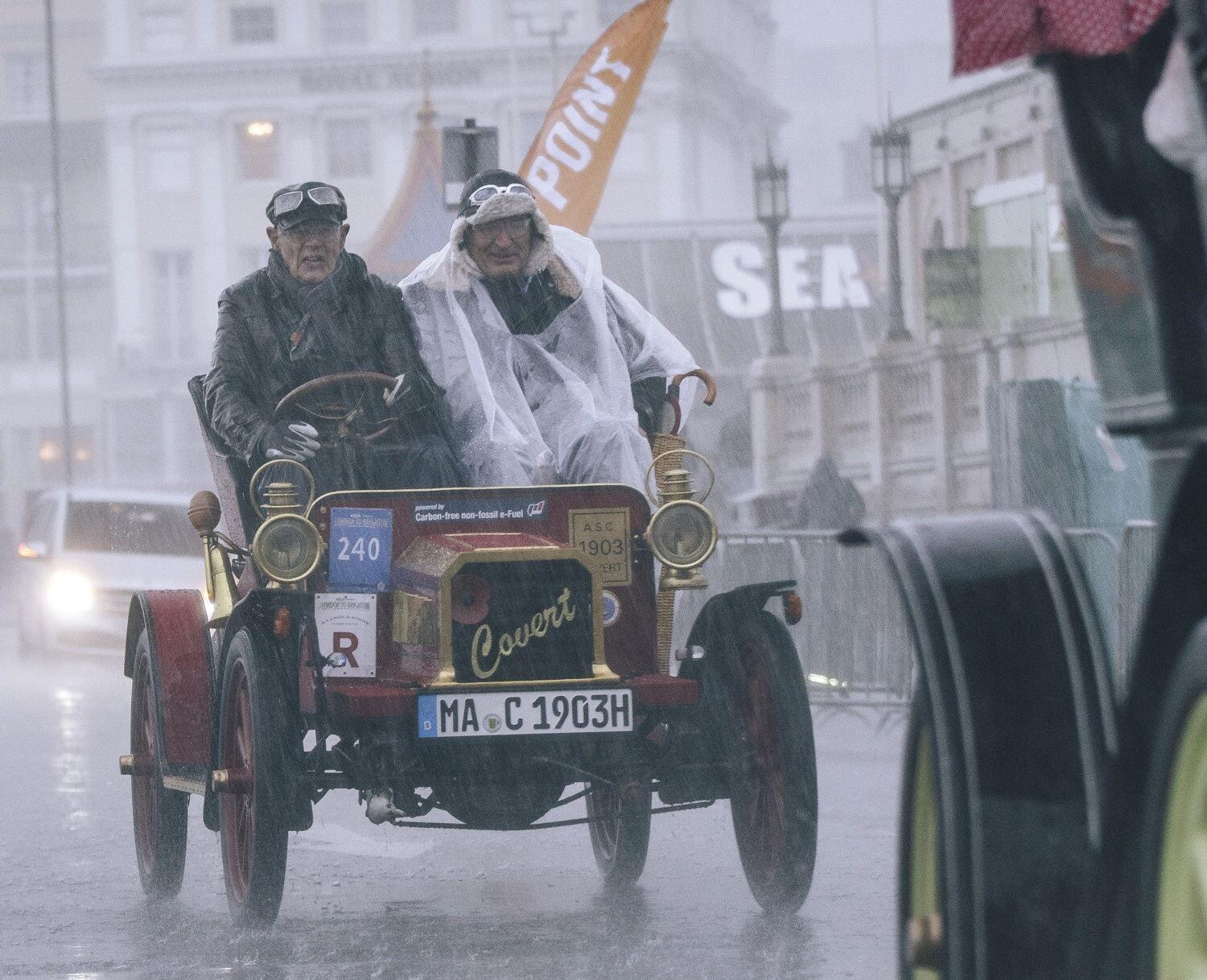 London to Brighton: a mais antiga corrida de automóveis do planeta - Maxicar