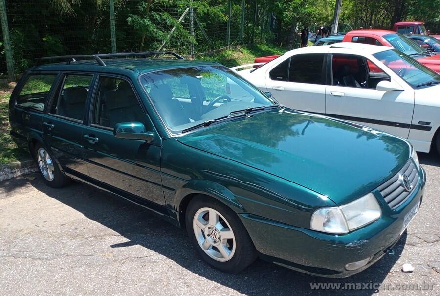 Encontro Mensal do 6 Pistas BH Car Club - Belo Horizonte, MG - Maxicar