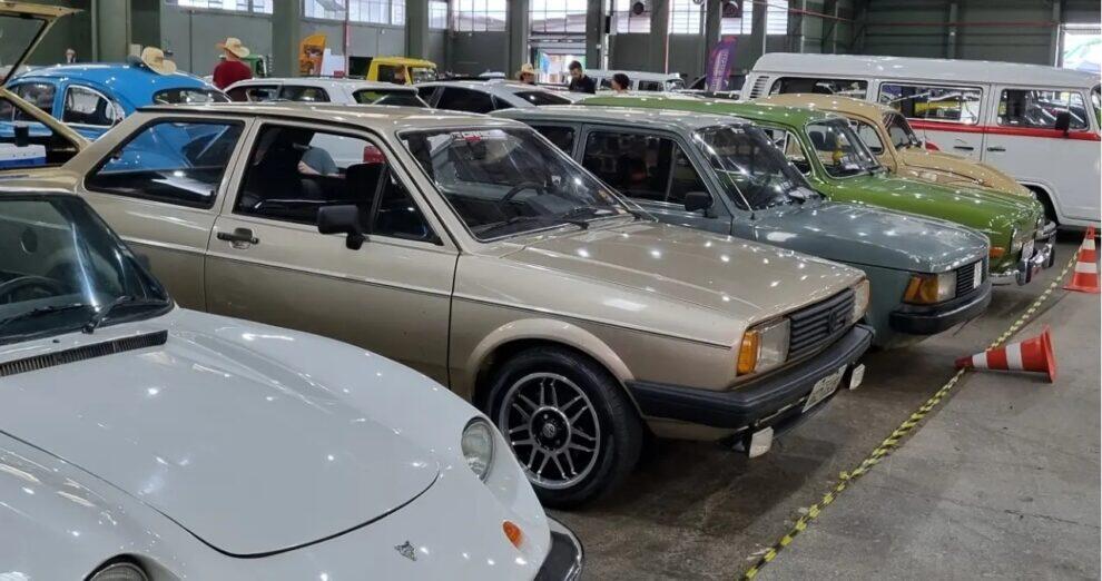 Galeria: 2° Encontro de Carros antigos do Caravan Oeste Club em Chapecó