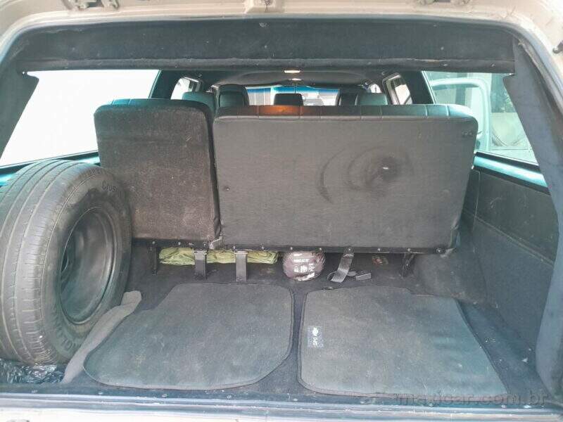 Chevrolet Veraneio Custom de Luxe 1992 - Image 6
