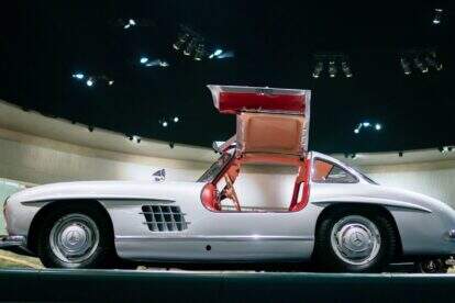 Mercedes-Benz 300 SL