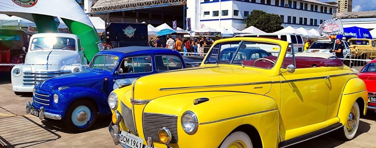 Encontro de Carros Antigos do Campo de Marte