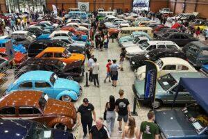 6º Encontro Car Collection reuniu grande número de expositores e público