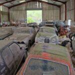 carros antigos escondidos