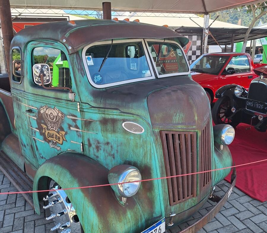 7º Encontro Carros Antigos Itajubá